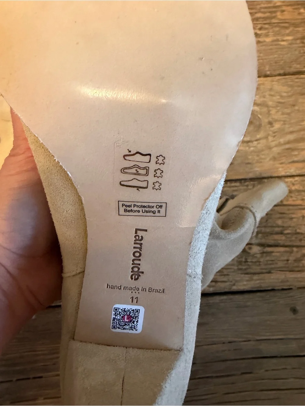 NWOT Larroudé Beige Suede Western Slouch Boot- Sz 11
